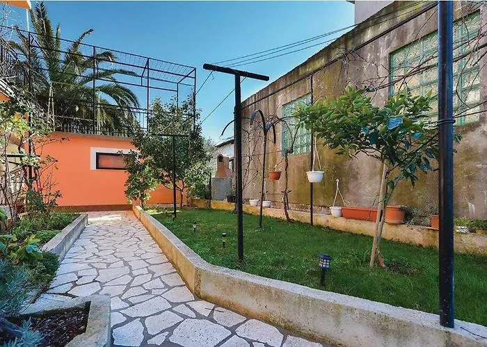 Apartament Simba Terasa&parking Pirovac